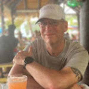 Meet your Posher, Tom